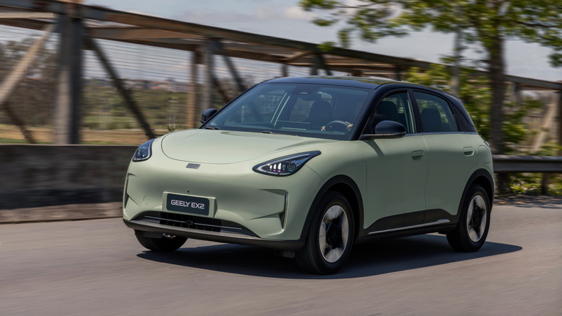 تصميم جيلي EX2